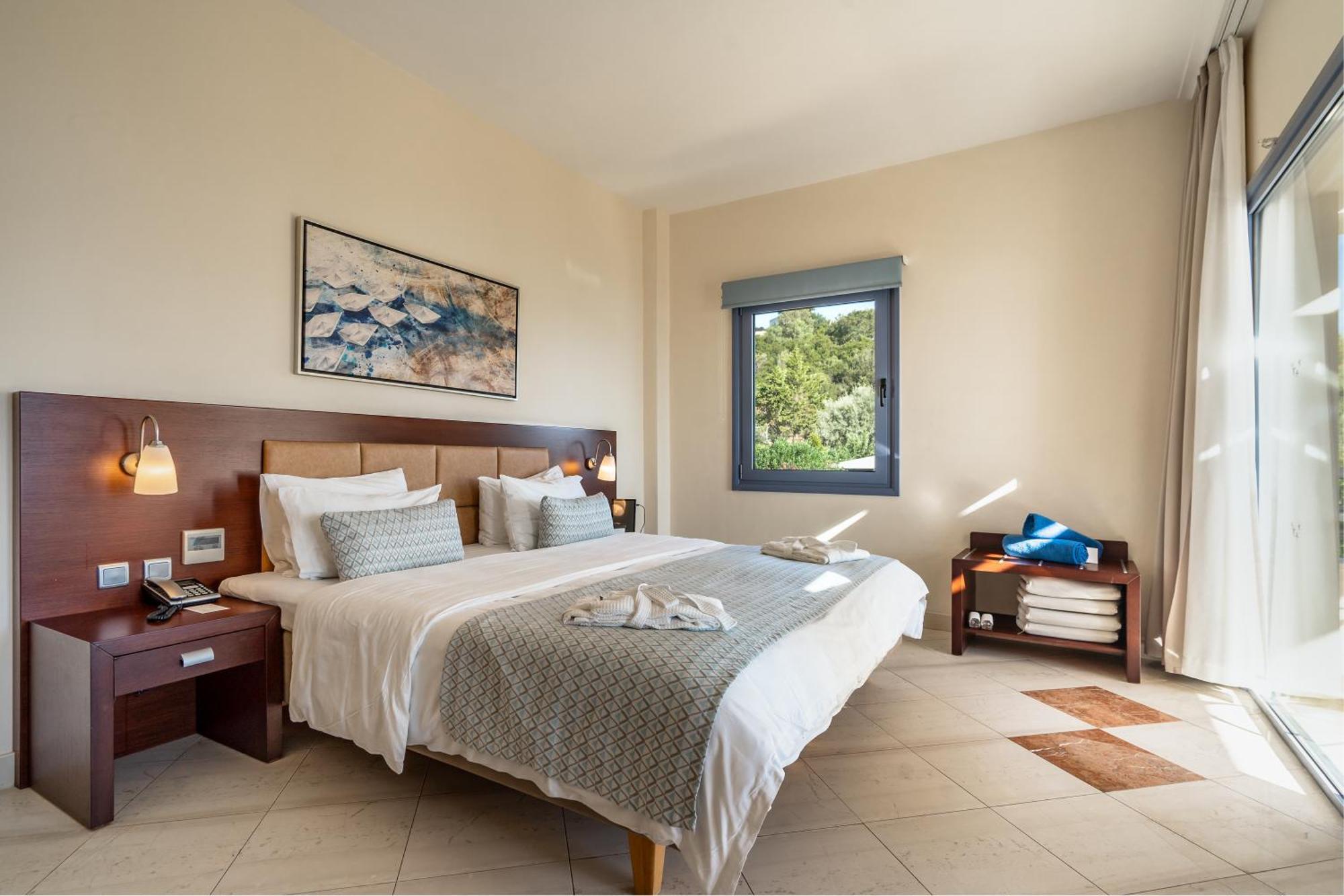 Porto Galini Seaside Resort & Spa نِكيانا المظهر الخارجي الصورة A bedroom at the hotel