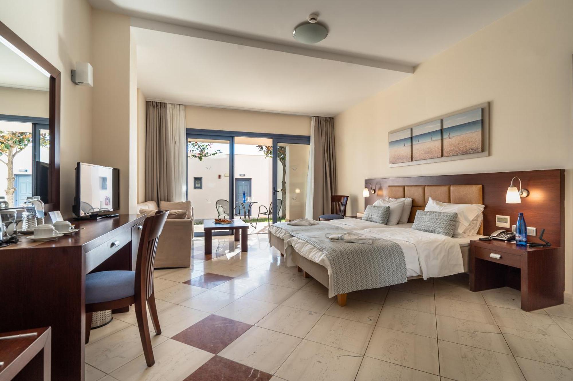 Porto Galini Seaside Resort & Spa نِكيانا المظهر الخارجي الصورة A typical room at the hotel